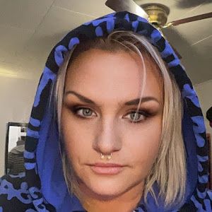 Profile Picture of Danielle Cheshire (@daniellecheshire8) on Tiktok