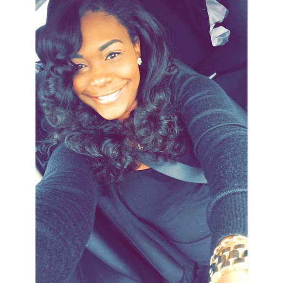 Shanice Parker - Poshmark Profile Picture of Shanice Parker (@ameritaria) on Poshmark