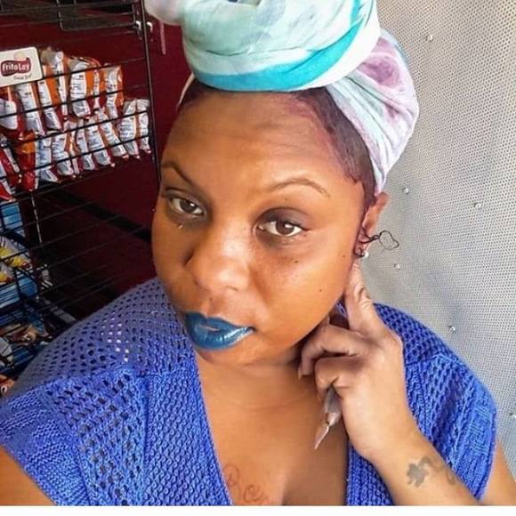 Profile Picture of Chamieka Dauzat (@creolered82) on Poshmark