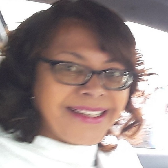 Profile Picture of Sandra elaine Strait johnson (@jesussaves1952) on Poshmark