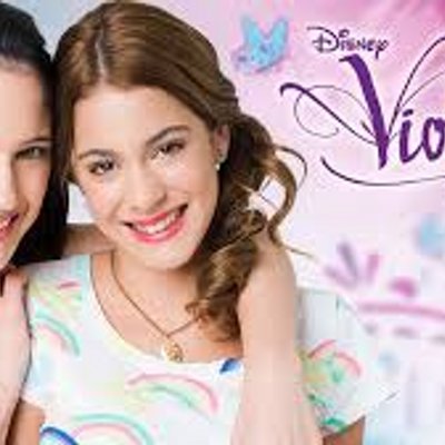 Profile Picture of Julia Matwiejczyk (@juliamat123) on Twitter