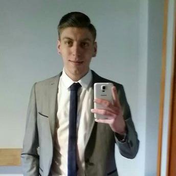 Profile Picture of Michael (@KlutchClements) on Twitter