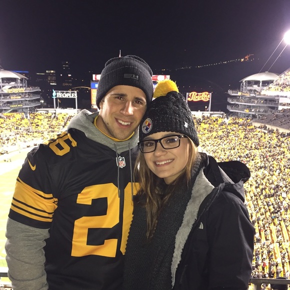 Profile Picture of James Pluchinsky (@jkpluchinsky) on Poshmark