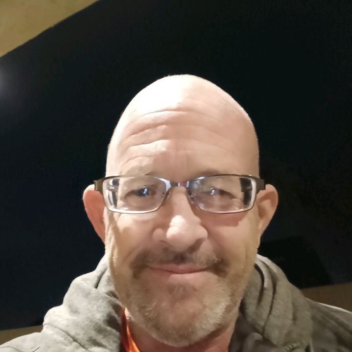 Profile Picture of Scottnick (@scottrfarrell) on Tiktok