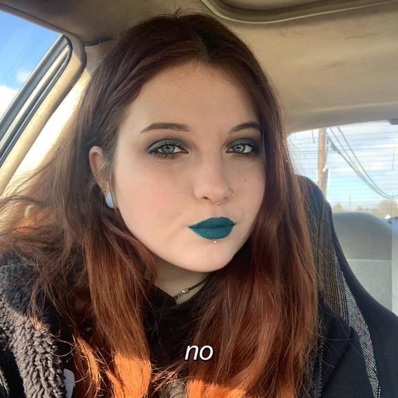 Profile Picture of Hailey Mearns (@hailey71401) on Poshmark