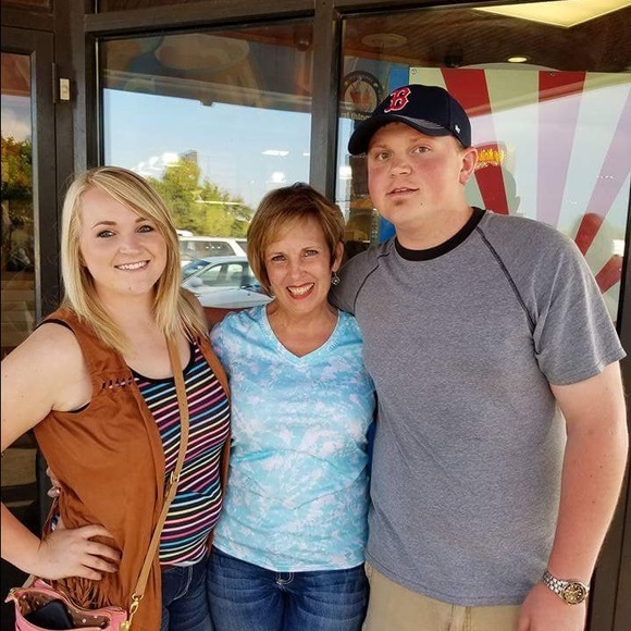 Profile Picture of Tamara Krasowsky (@tamara0900) on Poshmark