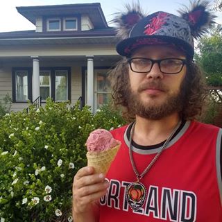 Profile Picture of Jeremy Johnson (@headyhq.cascadia) on Facebook