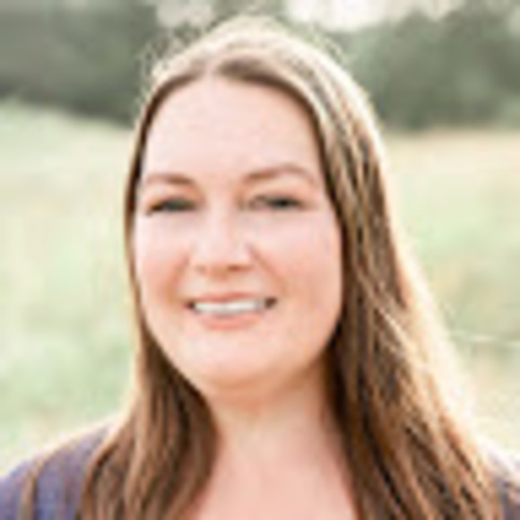 Profile Picture of Chelsea Fuessel (@csaiz28) on Poshmark