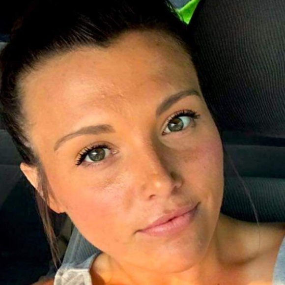 Jazmon Messerly - Poshmark Profile Picture of Jazmon Messerly (@jazmonmesserly) on Poshmark