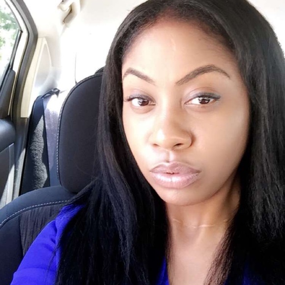 Jasmine Crumpton - Poshmark Profile Picture of Jasmine Crumpton (@jazzy10c12) on Poshmark