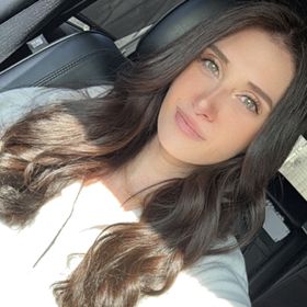 Profile Picture of Breanna Elliott (@croftbreanna25) on Pinterest