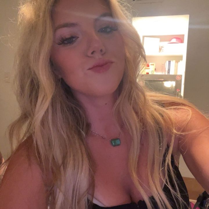 Profile Picture of Macyc$$ (@macystewart3) on Tiktok