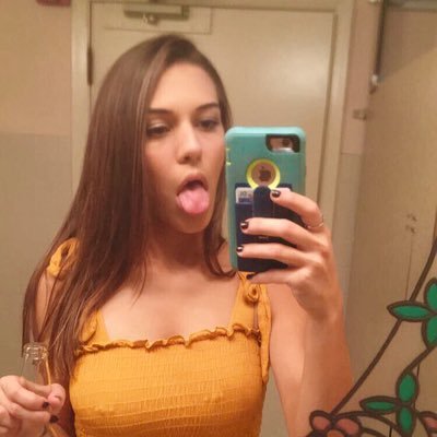 Profile Picture of Alex Almeida (@iAlex_Sweetie18) on Twitter