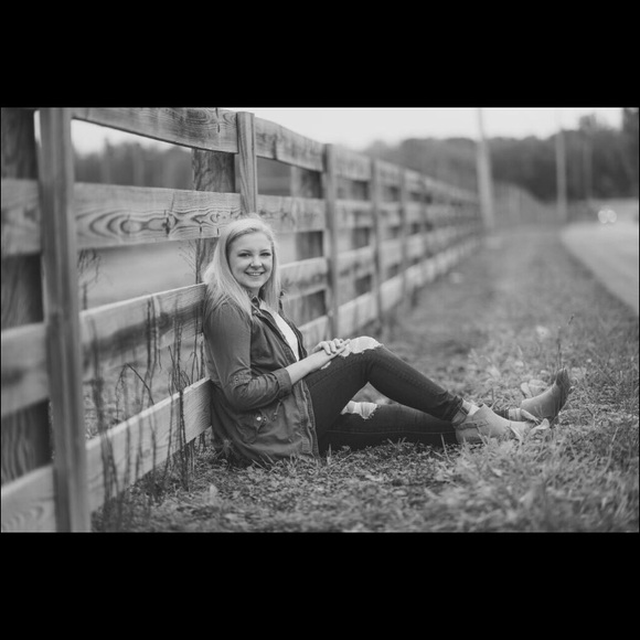 Profile Picture of Celsey Blaine (@celseyblaine) on Poshmark