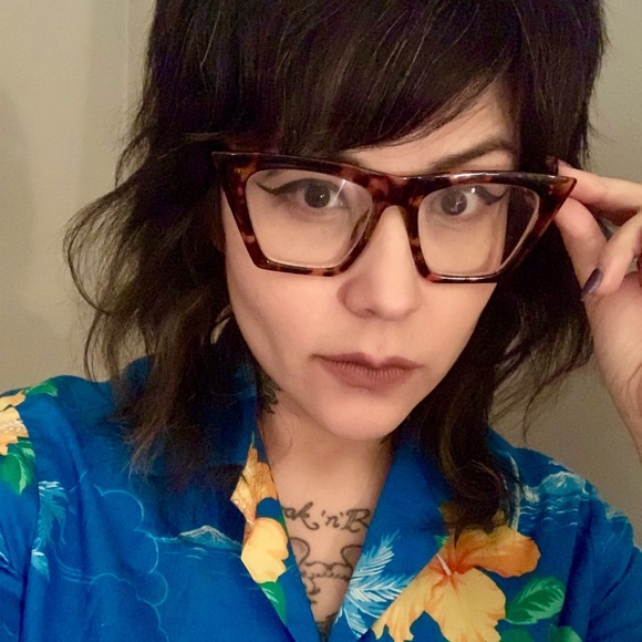 Profile Picture of Rebecca Armenta (@catfishagogo) on Poshmark