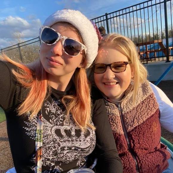 Profile Picture of Kylie Verkamp (@ky133) on Poshmark