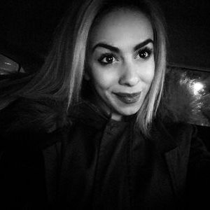 Profile Picture of Ina (@ina_fezga) on Twitter