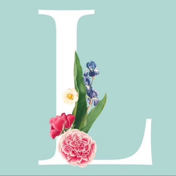 Lisa Berzak - Poshmark Profile Picture of Lisa Berzak (@lisaberzak) on Poshmark