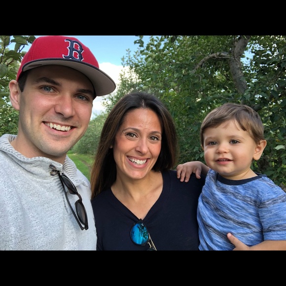 Profile Picture of James Woulfe (@jameswoulfe) on Poshmark