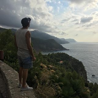 Andres Llanes - Facebook Profile Picture of Andres Llanes (@andres.llanes.3) on Facebook