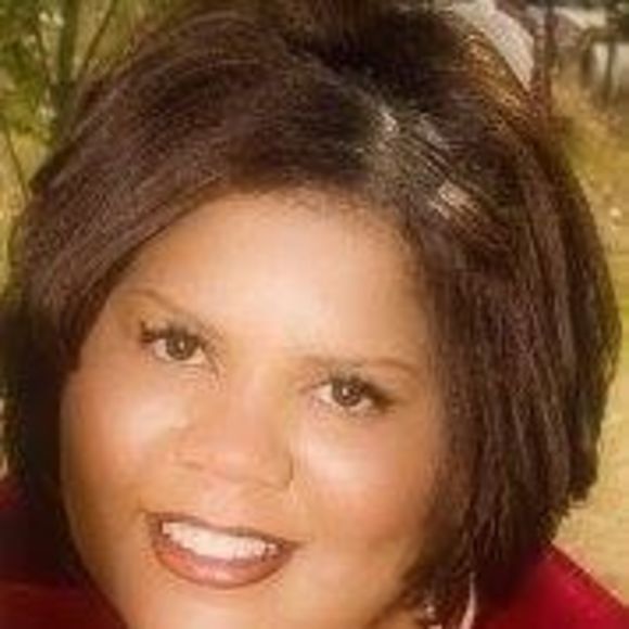 Profile Picture of Avia sandy Newton (@asnewton30) on Poshmark