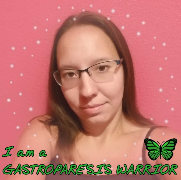 Profile Picture of Heather Sielski (@liltink0924) on Poshmark