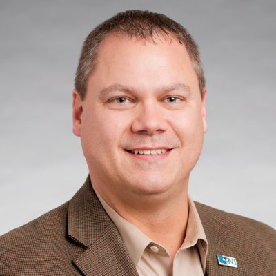 Profile Picture of Lance Neal (@lancemneal) on Twitter