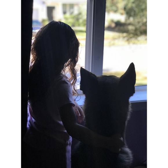 Profile Picture of Natasha Ares (@sxlaphielbxtch) on Poshmark