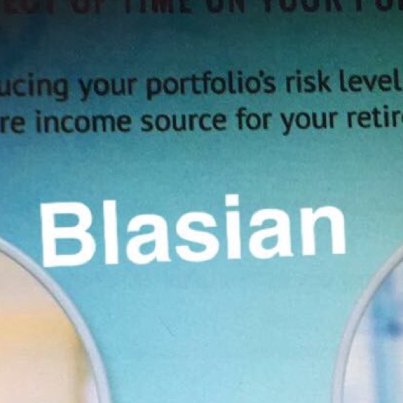 Dom Demichael - Poshmark Profile Picture of Dom Demichael (@dom11476) on Poshmark