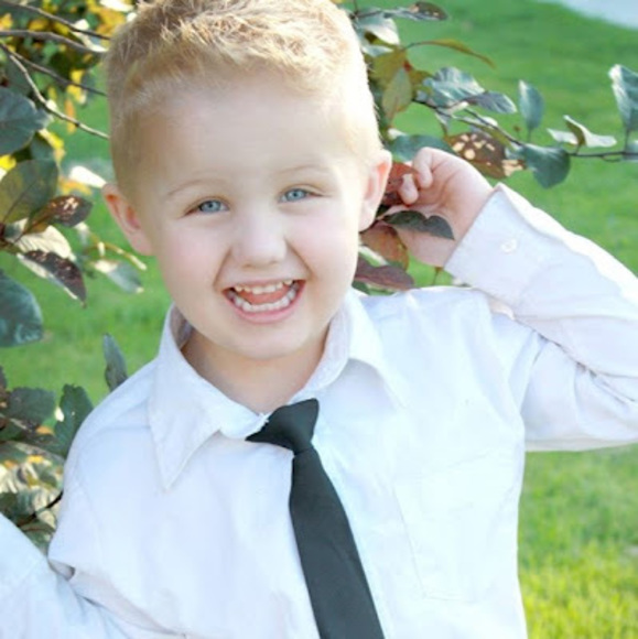 Profile Picture of Jaxon Brinkerhoff (@jaxonbrink) on Poshmark