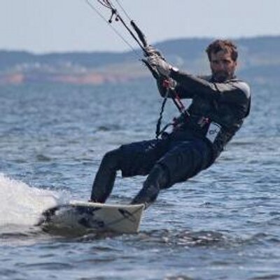 Profile Picture of Éric Robichaud (@wrobram) on Twitter