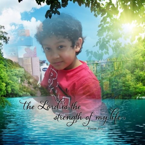 Profile Picture of Ian Loyola (@ianloyola) on Poshmark