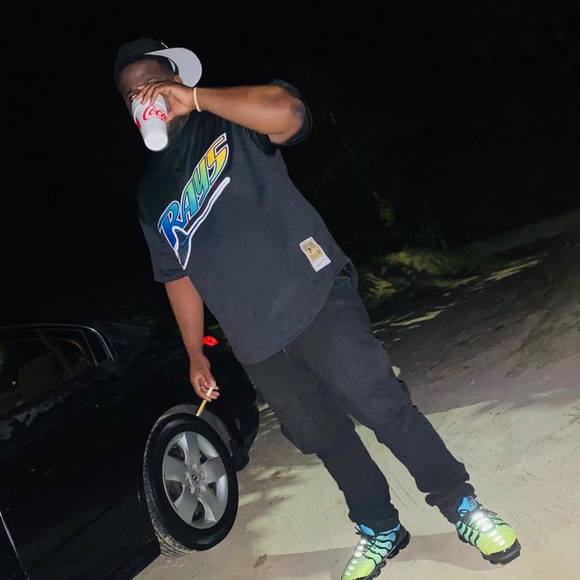 Profile Picture of Longway Longway (@torras4545) on Poshmark