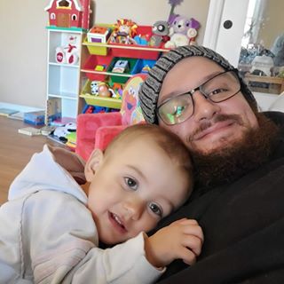 Profile Picture of Jonathan Charron (@jonathan.charron) on Facebook