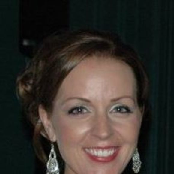 Profile Picture of Amy Robertshaw-gale (@amygale76) on Poshmark