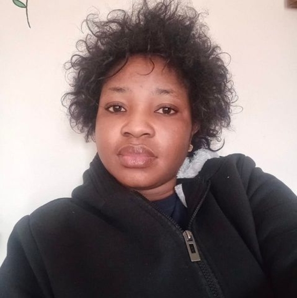 Profile Picture of Josephine Epse tanoh (@josephinagbale) on Poshmark