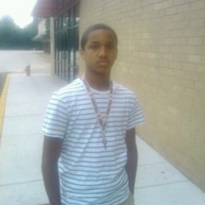 Profile Picture of Mack Perry (@MackPerry4) on Twitter