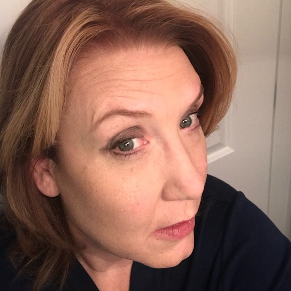 Profile Picture of Carol Hedeen (@cch1967) on Poshmark