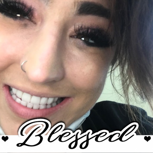 Profile Picture of Tara Piccione (@tpiccione1988) on Poshmark