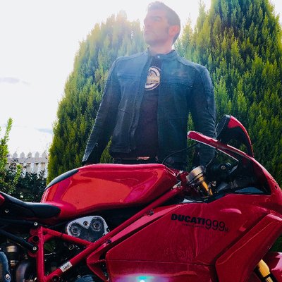 Profile Picture of Manuel Castro (@Desmo_Heart) on Twitter