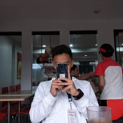 Profile Picture of Lian Ron Marvin Uy (@LianRonMarvinU1) on Twitter