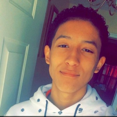 Profile Picture of Estevan Andrade (@euniquelife) on Twitter