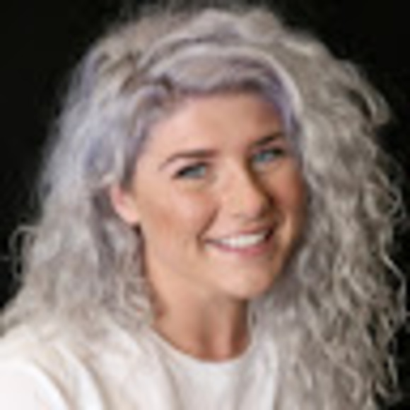 Profile Picture of Philippa Williams (@dirtyhippyphil) on Poshmark