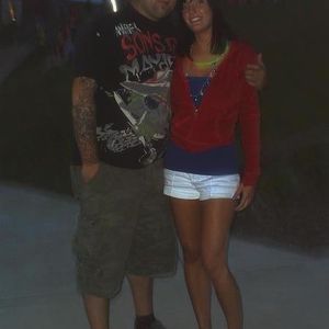 Profile Picture of Jena Nagy (@ii_l0ve_geeks) on Myspace