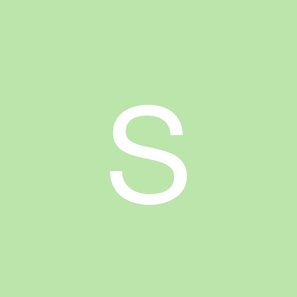 Profile Picture of のんたん Strause (@nolan46) on Poshmark