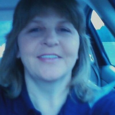 Profile Picture of ANGIE POINTER (@ANGIELAVINDER) on Twitter