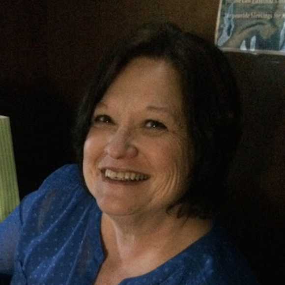 Profile Picture of Vicky Bartak (@vbartak57) on Poshmark