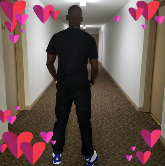 Profile Picture of Resan Resan (@bebetocantave0) on Poshmark