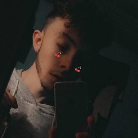 Profile Picture of Tyler Ryder (@tylerryder22) on Poshmark