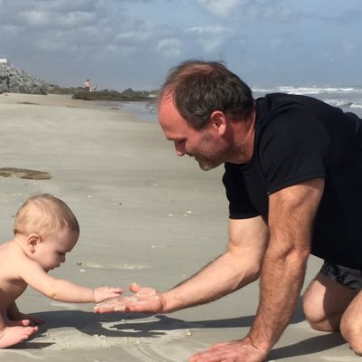 Profile Picture of Tami Nicholson (@TamiNicholson) on Twitter